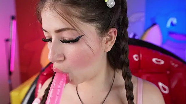 miss  pamela online show from 02/12/26, 10:04