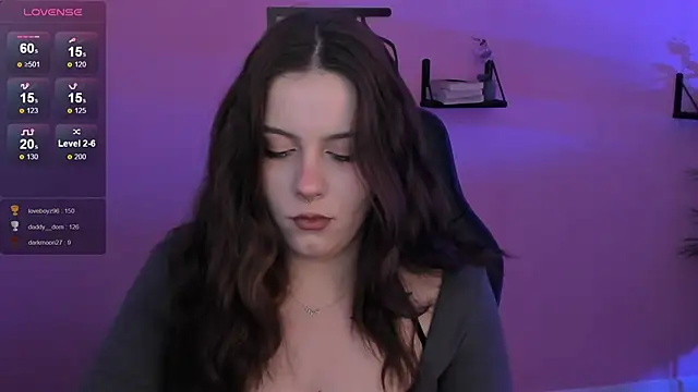 Snapshot of CoralineKeyns chatting on 02/19/25, 08:44 CoralineKeyns online show from 02/19/25, 08:44