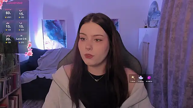 CoralineKeyns online show from 11/06/25, 09:02