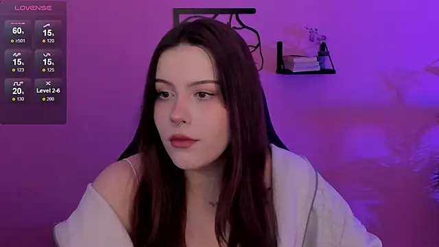 Snapshot of CoralineKeyns chatting on 02/24/25, 05:22 CoralineKeyns online show from 02/24/25, 05:22