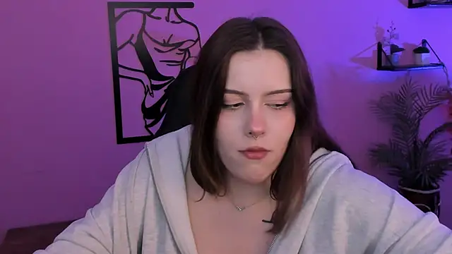 Snapshot of CoralineKeyns chatting on 03/06/25, 11:58 CoralineKeyns online show from 03/06/25, 11:58