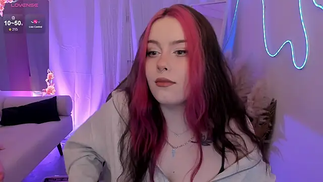CoralineKeyns online show from 06/02/26, 05:18
