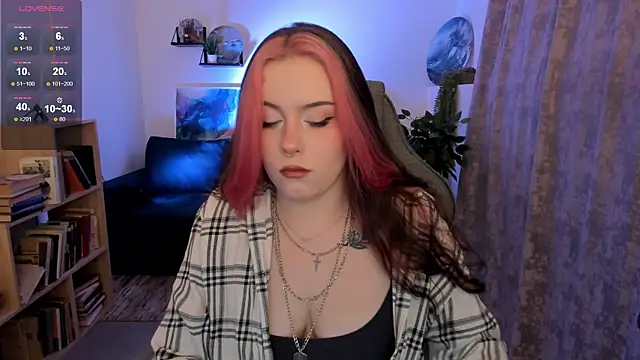 CoralineKeyns online show from 05/20/26, 05:26
