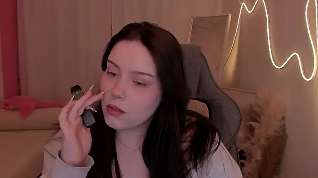 CoralineKeyns online show from 02/05/26, 05:36