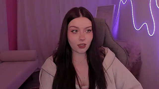 CoralineKeyns online show from 02/03/26, 06:22