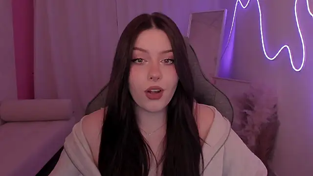 CoralineKeyns online show from 02/03/26, 06:40