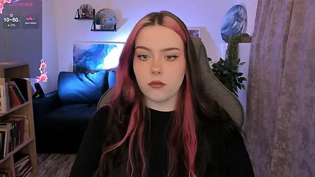 CoralineKeyns online show from 05/08/26, 05:22