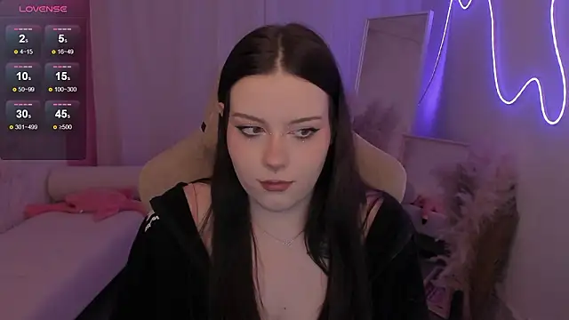 CoralineKeyns online show from 02/17/26, 05:49