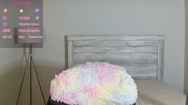 Carmen Cream online show from 04/18/26, 10:28