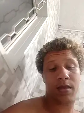 Nicolaskribeiro online show from 11/21/25, 10:20