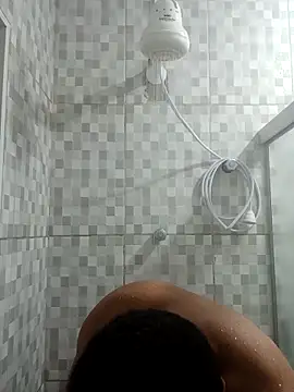 Nicolaskribeiro online show from 09/12/25, 11:48