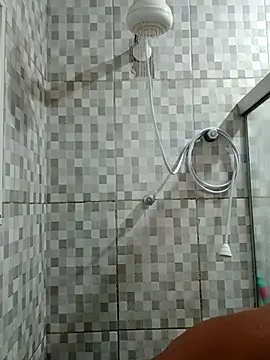 Nicolaskribeiro online show from 11/03/25, 05:49