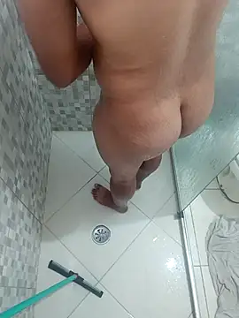 Nicolaskribeiro online show from 02/15/26, 04:06