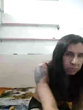 Snapshot of Cameron_puppy chatting on 05/12/26, 04:31 Cameron puppy online show from 05/12/26, 04:31