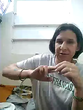 Cameron puppy online show from 04/03/26, 12:17