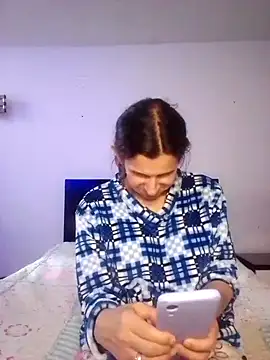 Cameron puppy online show from 10/04/25, 10:11