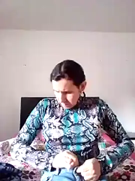 Cameron puppy online show from 10/31/25, 07:43