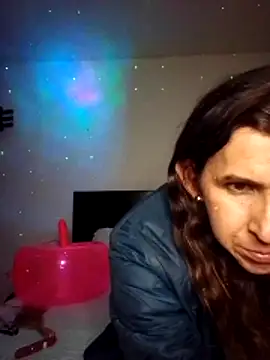 Cameron puppy online show from 10/15/25, 04:55