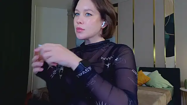 katy  moonj online show from 10/24/25, 01:48