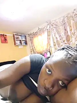 Snapshot of Zoya-Kay chatting on 11/07/25, 07:46 Zoya-Kay online show from 11/07/25, 07:46