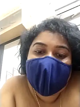 indianlisa5 online show from 09/13/25, 10:54