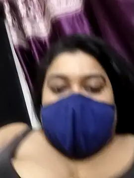 indianlisa5 online show from 11/19/25, 09:37