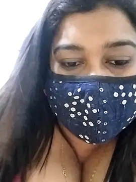 indianlisa5 online show from 03/15/26, 07:43