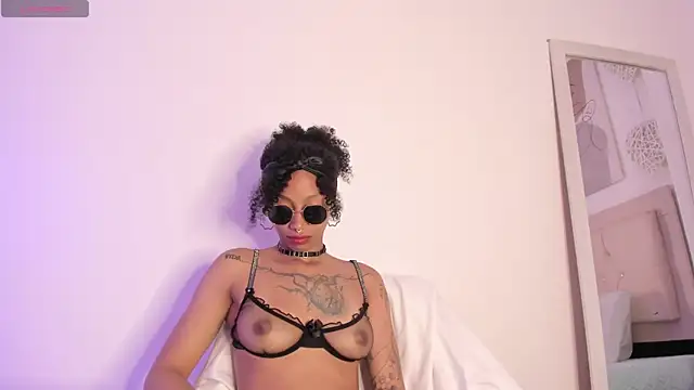 daiana curly online show from 03/18/25, 02:28