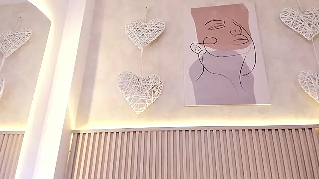 daiana curly online show from 03/22/26, 08:21