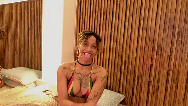 daiana curly online show from 11/09/25, 03:16