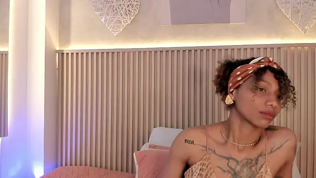 daiana curly online show from 01/08/26, 08:26