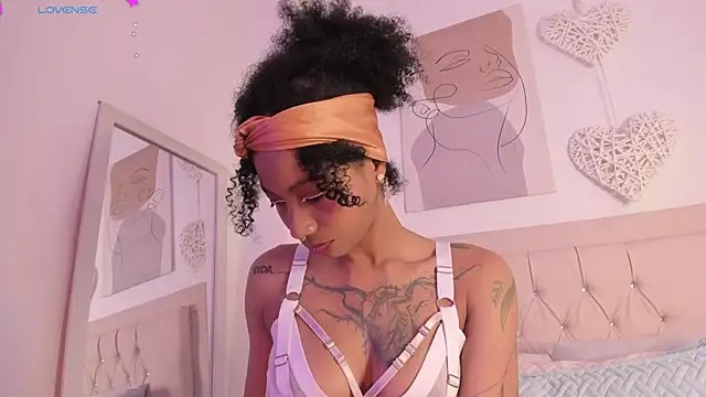 daiana curly online show from 03/21/25, 03:46