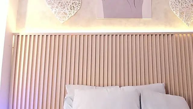 daiana curly online show from 03/21/26, 08:24