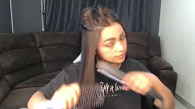 fairylatin222 online show from 11/25/25, 12:00