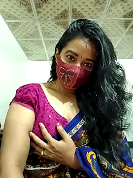 Snapshot of Dil-Ka-Radhika chatting on 10/28/25, 12:44 Dil-Ka-Radhika online show from 10/28/25, 12:44