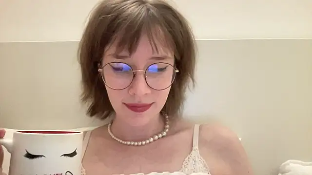 Snapshot of ms_christiana chatting on 05/20/26, 07:00 ms christiana online show from 05/20/26, 07:00