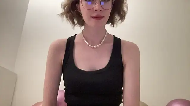 Snapshot of ms_christiana chatting on 05/31/26, 08:53 ms christiana online show from 05/31/26, 08:53