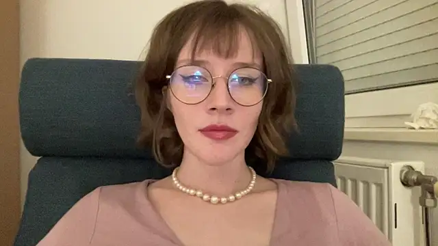 Snapshot of ms_christiana chatting on 05/08/26, 09:29 ms christiana online show from 05/08/26, 09:29