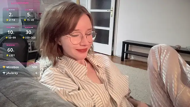 ms christiana online show from 12/19/25, 02:26