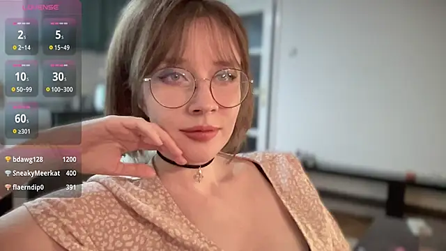 Snapshot of ms_christiana chatting on 10/21/25, 02:22 ms christiana online show from 10/21/25, 02:22