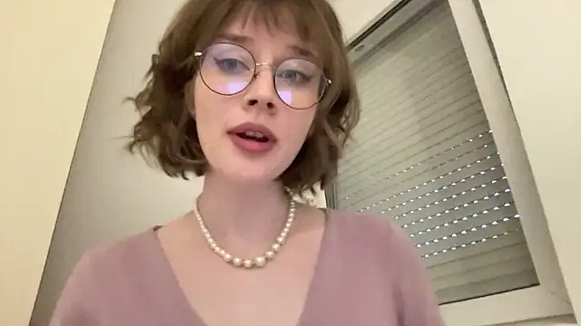 ms christiana online show from 04/30/26, 05:42