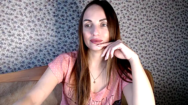 Snapshot of Tinadream20 chatting on 11/27/25, 08:04 Tinadream20 online show from 11/27/25, 08:04