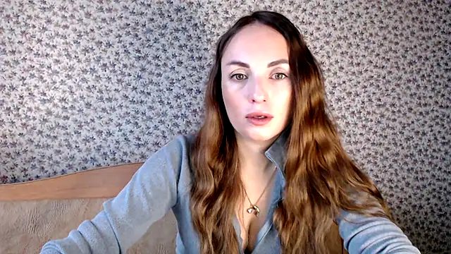 Snapshot of Tinadream20 chatting on 12/18/25, 09:14 Tinadream20 online show from 12/18/25, 09:14