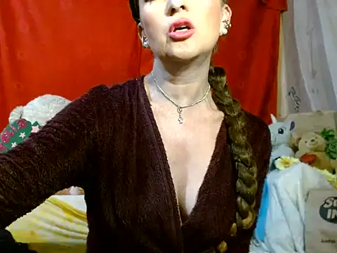 hottieperla online show from 06/07/26, 04:01