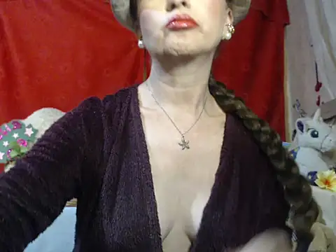 Snapshot of hottieperla chatting on 09/22/25, 06:14 hottieperla online show from 09/22/25, 06:14