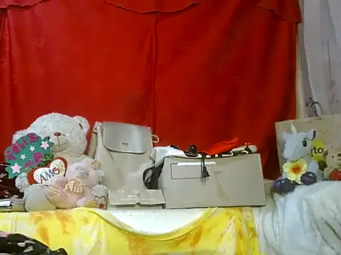hottieperla online show from 04/26/26, 02:47