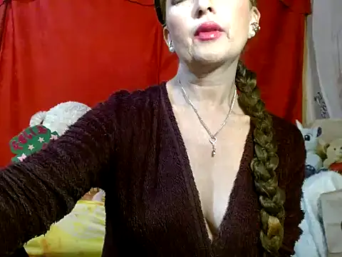 hottieperla online show from 05/30/26, 06:02