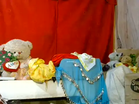 hottieperla online show from 07/11/26, 08:20