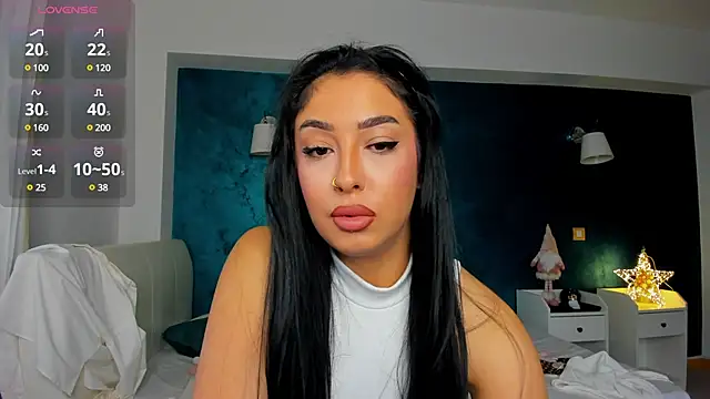 Awesome Jolie online show from 03/18/25, 06:50