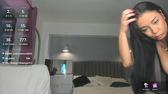 Awesome Jolie online show from 11/06/25, 06:06